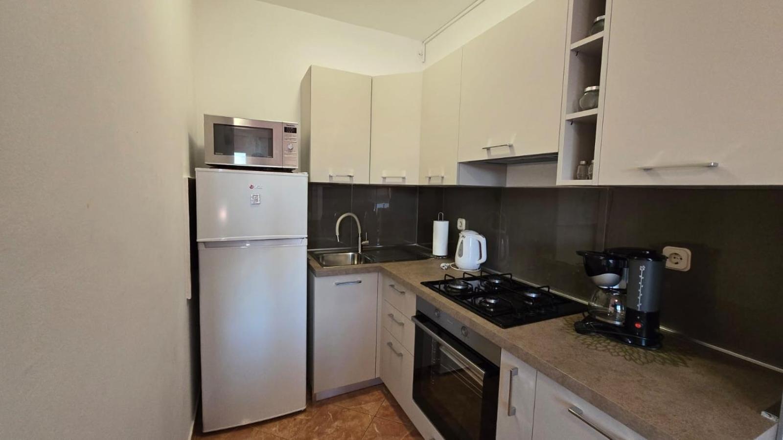 Studio Apartment Ljubica For 2 Persons 150M From The Beach Porec Ngoại thất bức ảnh